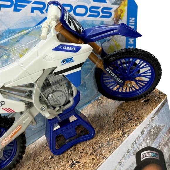 Yamaha Blue and White Toy Dirt Bike - Picture 1 of 9
